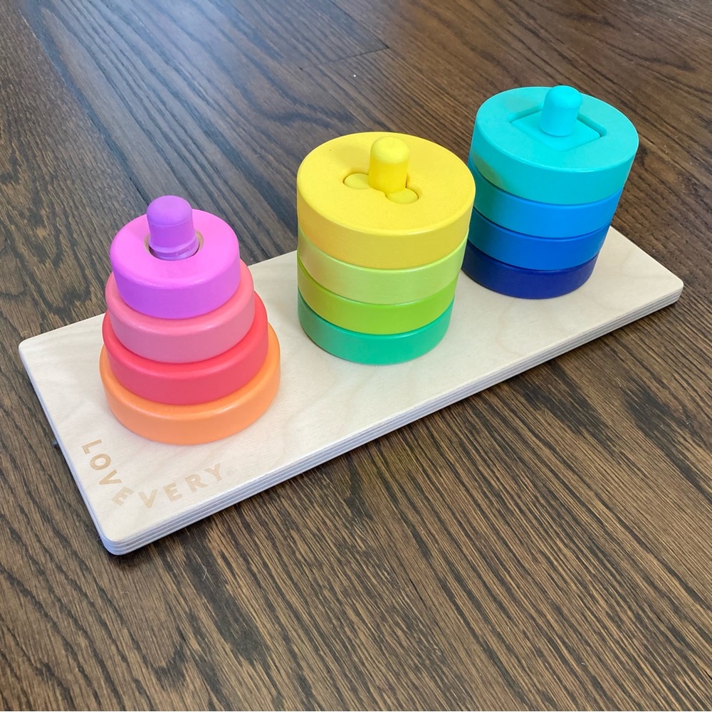 Lovevery Twist & Pivot Pattern Puzzle